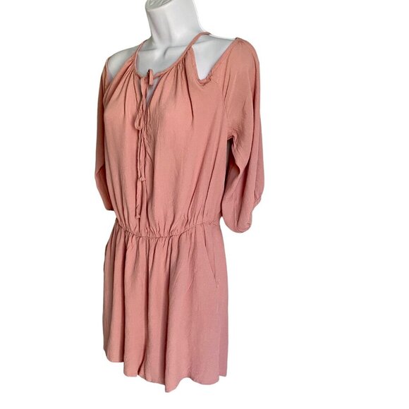 Soprano Dusty Pink Cold Shoulder Romper with Pockets Women's Size Large - Picture 2 of 8